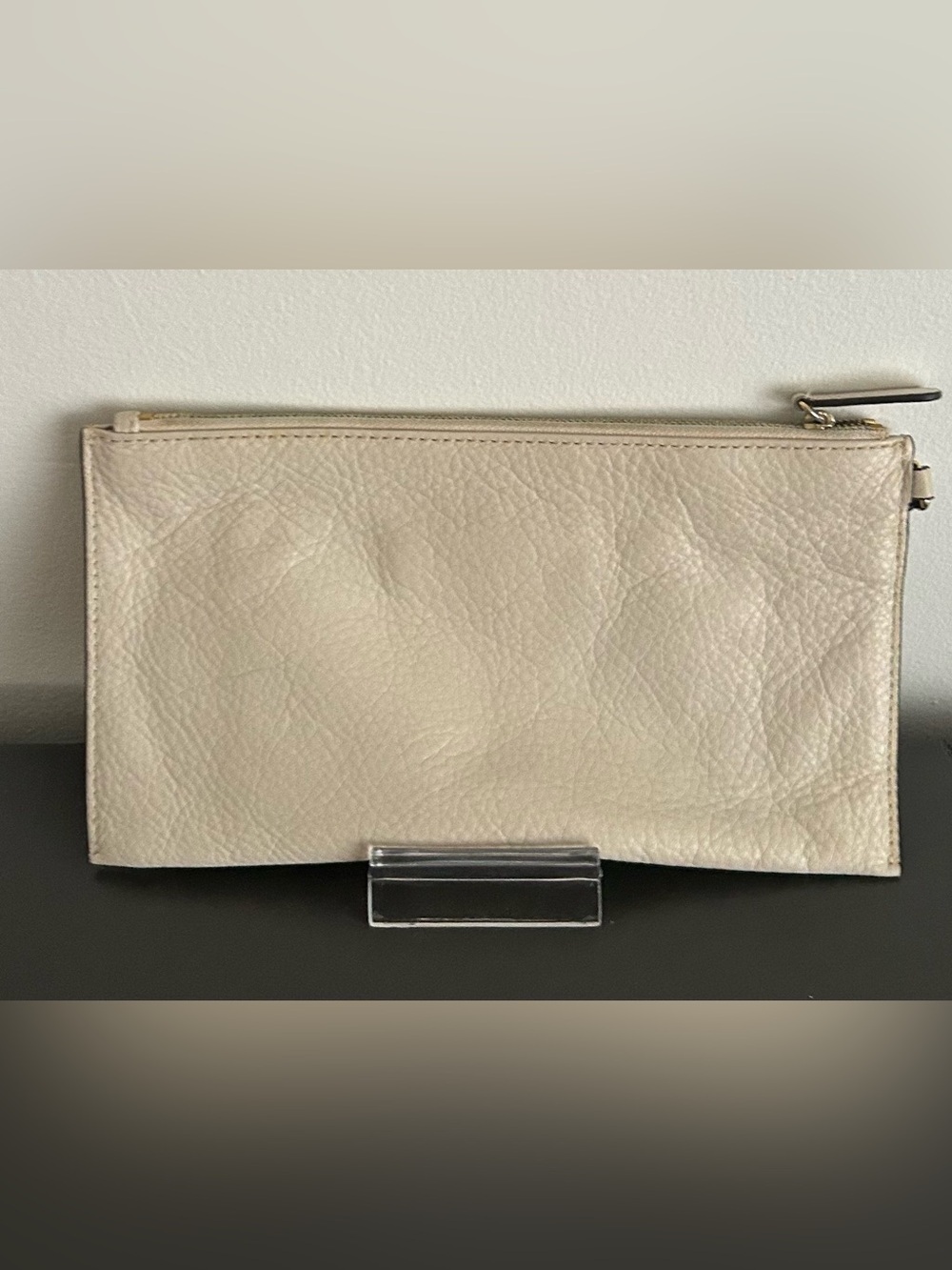 Michael Kors Tan Leather Wristlet Clutch with Gold garden - Picture 8 of 9